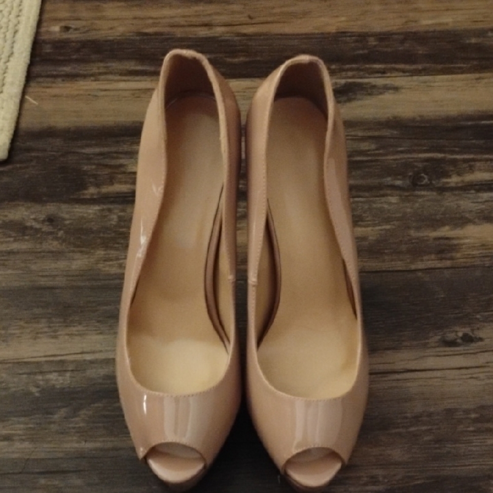 Elegant Nude Peep-Toe Heels